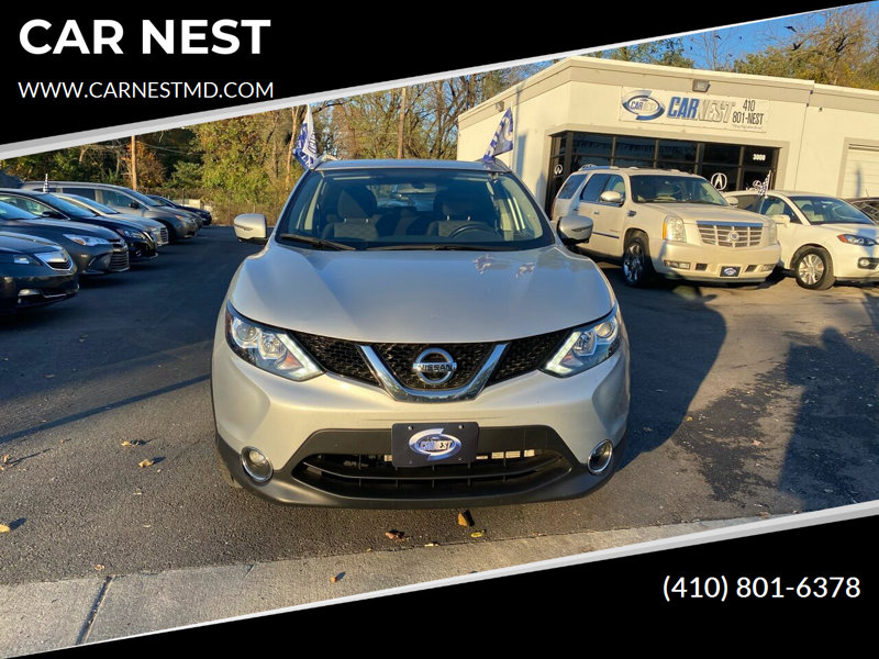 Used 2017 Nissan Rogue Sport SV w/ SV Premium Package image 1