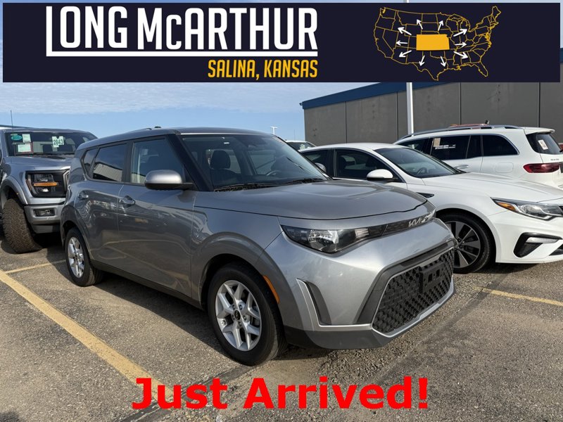 Used 2023 Kia Soul LX w/ Option Group 015 image 1