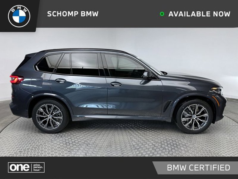 Certified 2022 BMW X5 xDrive40i w/ M Sport Package image 1