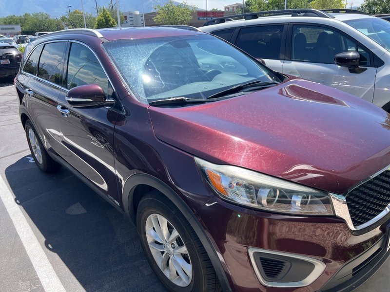 Used 2017 Kia Sorento LX image 1