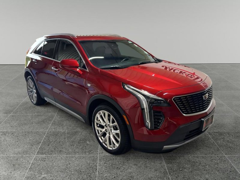 Used 2019 Cadillac XT4 Premium Luxury image 1