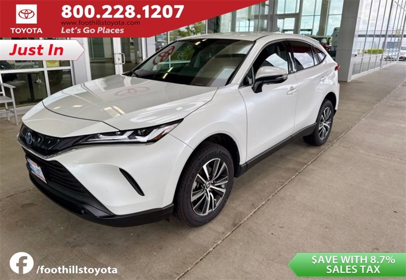Certified 2023 Toyota Venza LE image 1