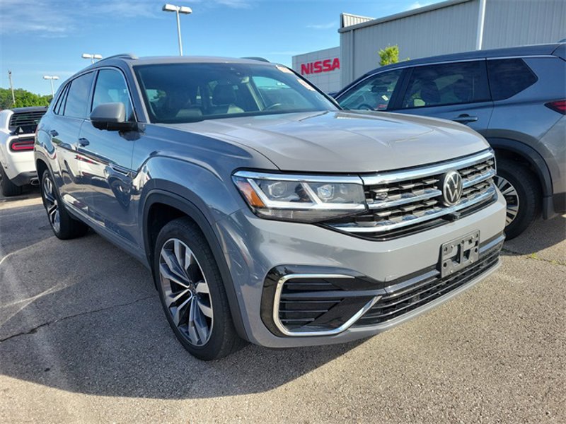 Used 2021 Volkswagen Atlas Cross Sport SEL Premium image 1