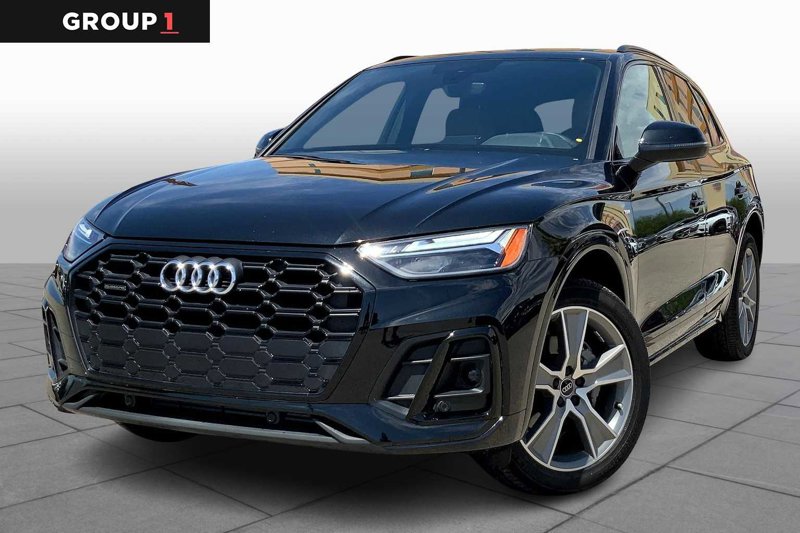 Certified 2025 Audi Q5 2.0T Premium image 1
