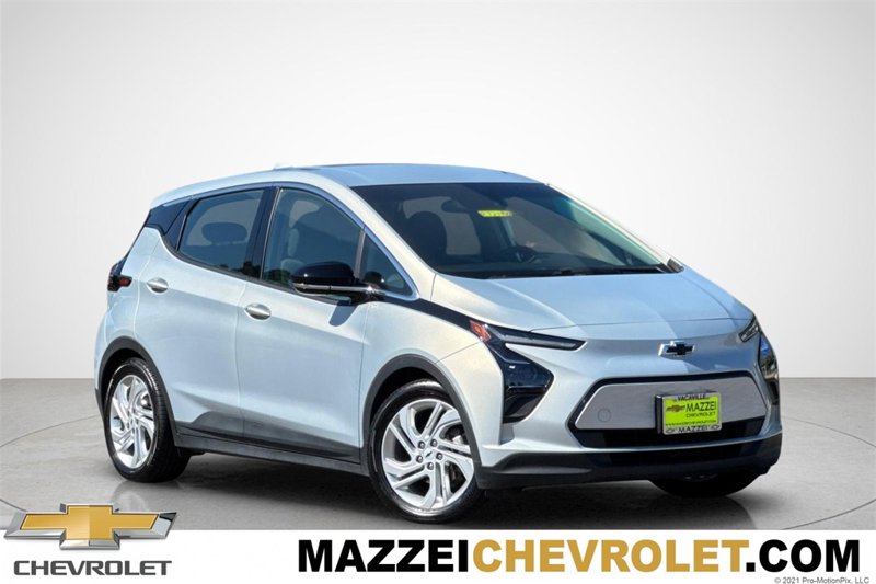 Used 2023 Chevrolet Bolt LT w/ Driver Confidence Package image 1