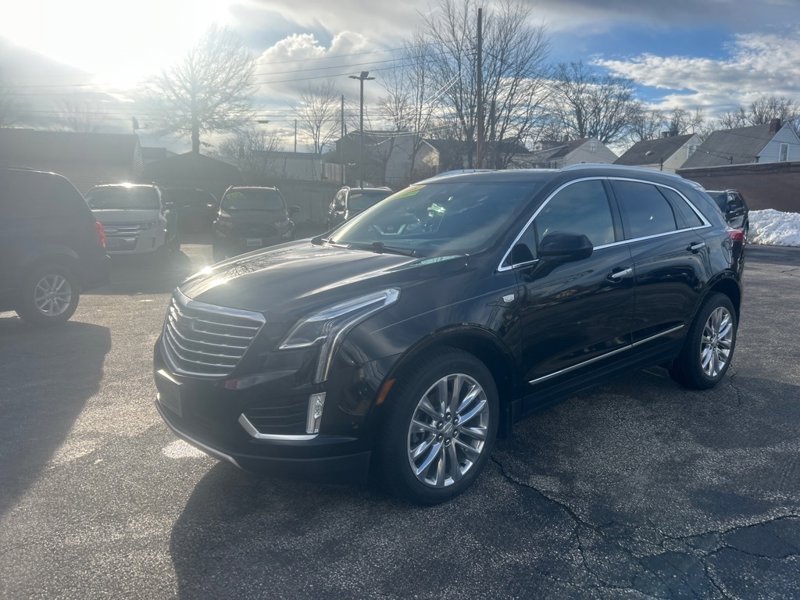 Used 2018 Cadillac XT5 Platinum w/ Driver Assist Package image 1