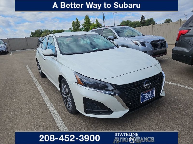 Used 2023 Nissan Altima 2.5 SV image 1