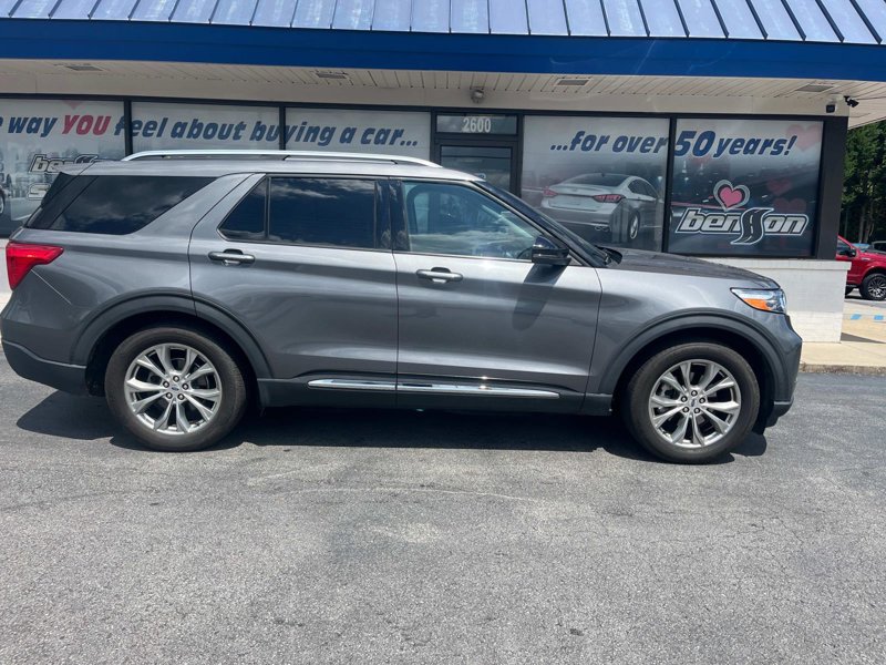Used 2021 Ford Explorer Limited w/ Equipment Group 301A image 1