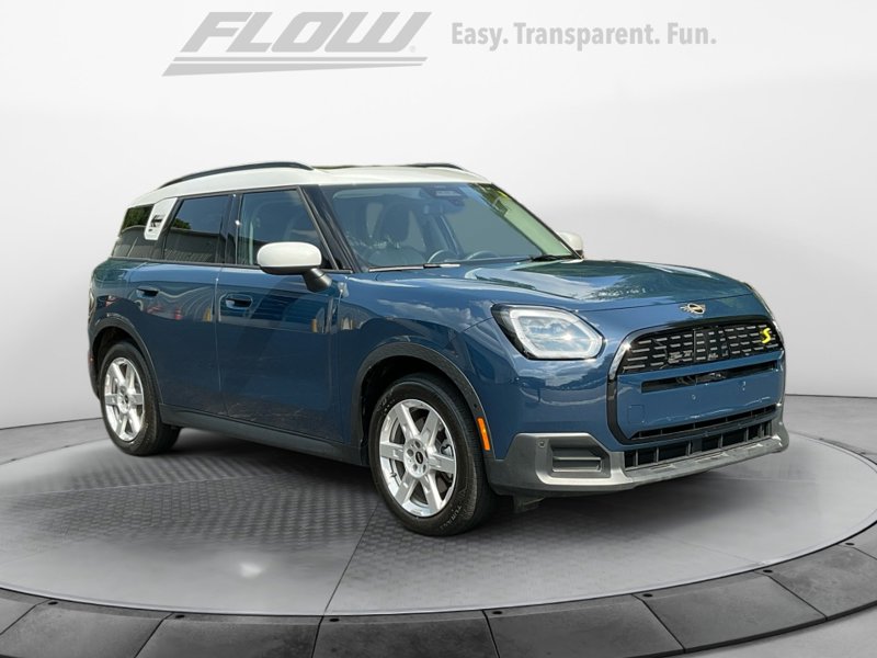 Certified 2025 MINI Cooper Countryman SE w/ Comfort Package Max image 1