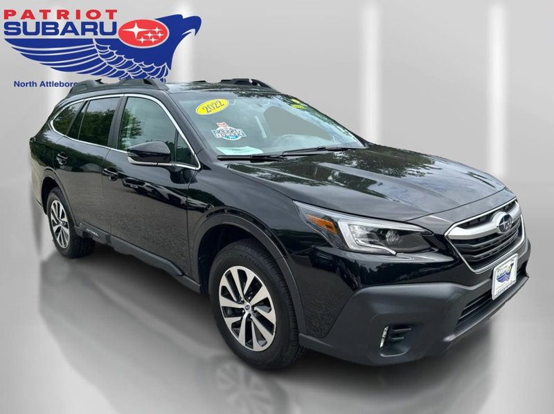 Certified 2022 Subaru Outback Premium image 1