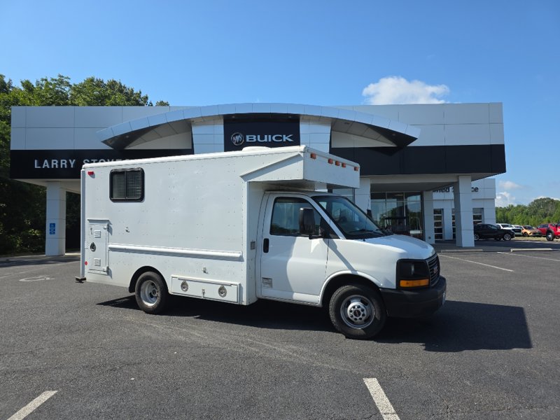 Used 2007 GMC Savana 3500 image 1