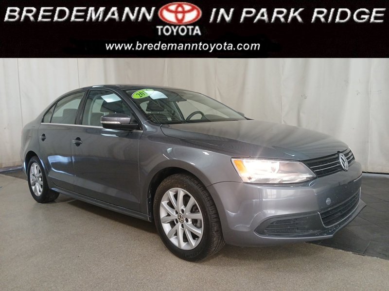 Used 2014 Volkswagen Jetta SE image 1