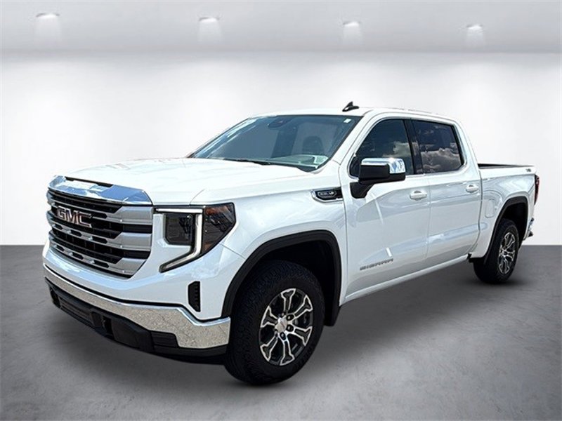 Certified 2023 GMC Sierra 1500 SLE image 1