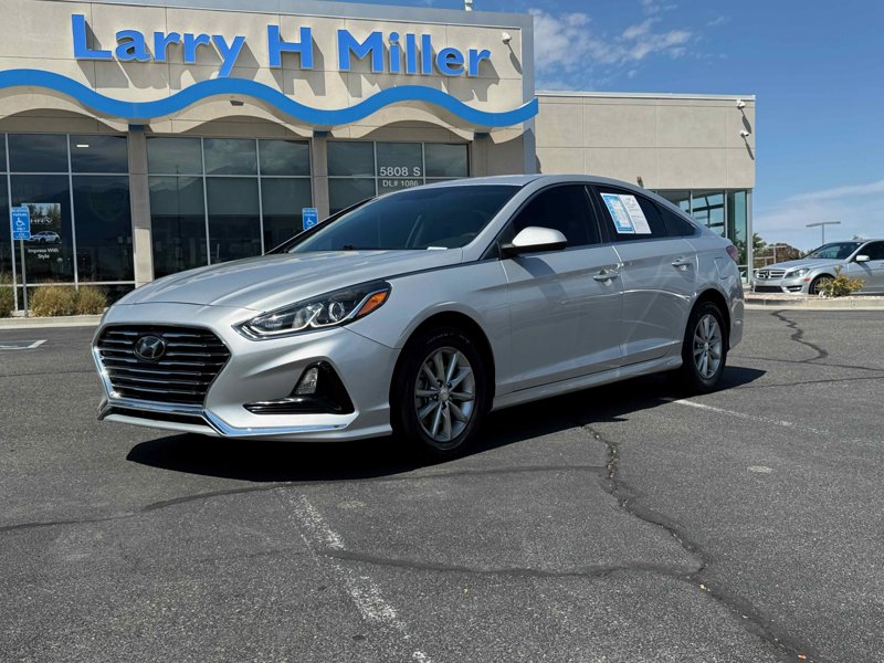 Used 2019 Hyundai Sonata SE image 1