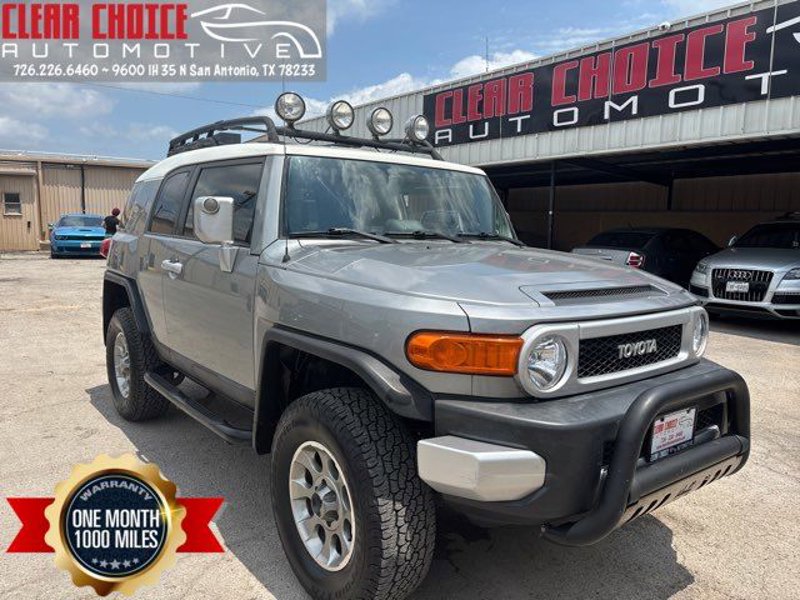 Used 2012 Toyota FJ Cruiser 4WD image 1