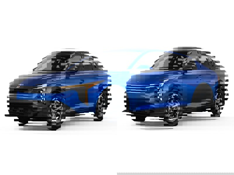 New 2025 Kia K4 LXS image 1