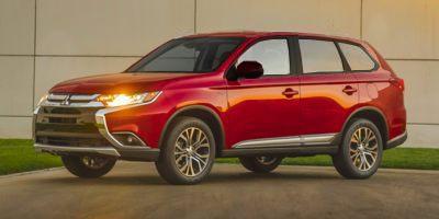 Used 2018 Mitsubishi Outlander SE image 1