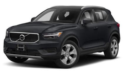 Used 2021 Volvo XC40 T4 Momentum w/ Premium Package image 1
